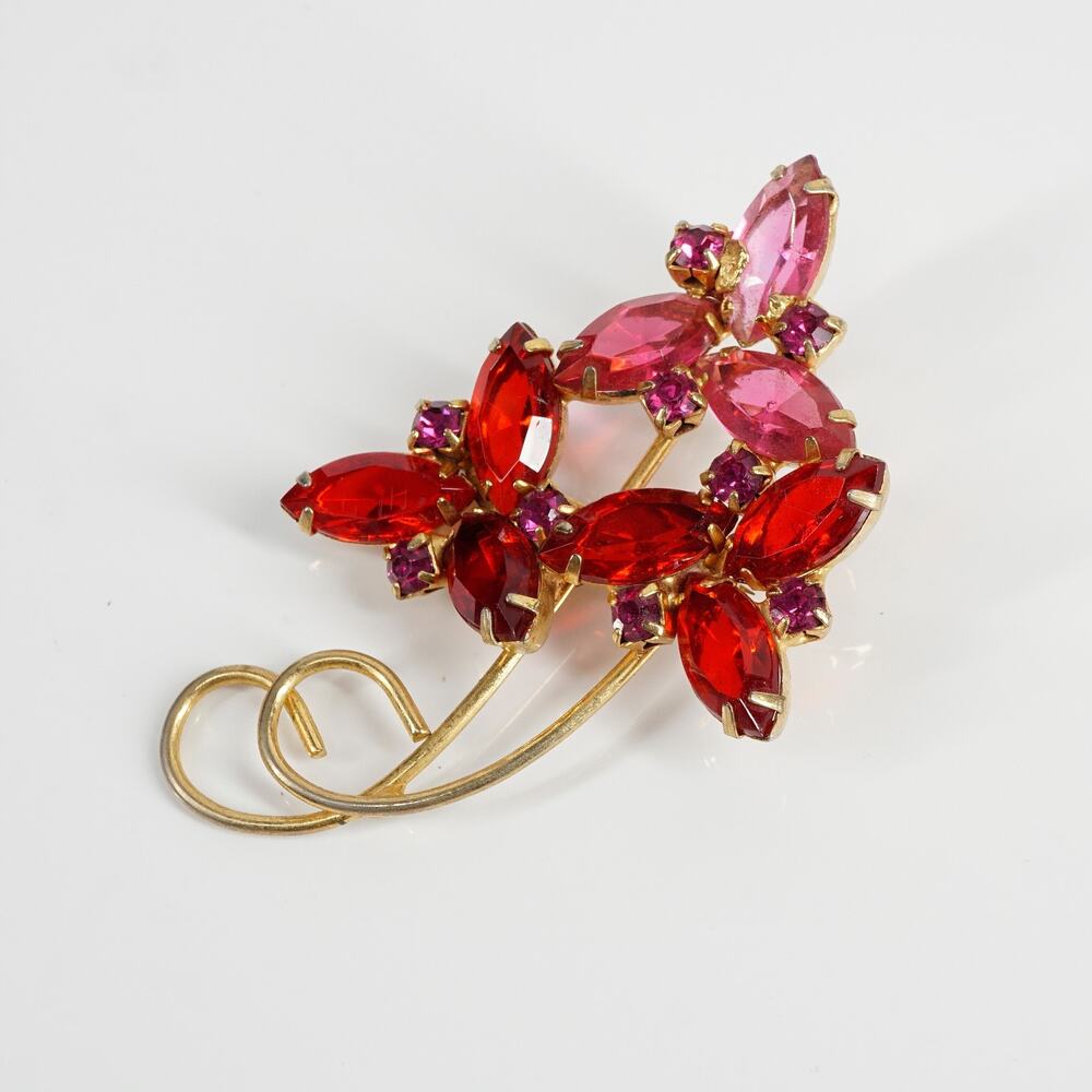Vintage Flower Pink Red Rhinestone Marquise Brooch Gold Tone Mid-Century Modern